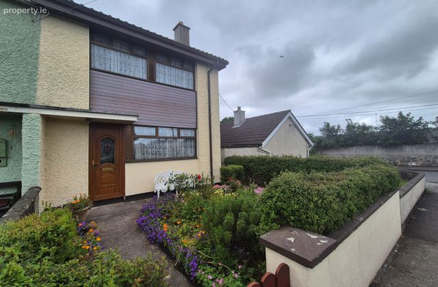 12 Tom Clarke Place, Ballina, Ballina, Co. Mayo - Click to view photos