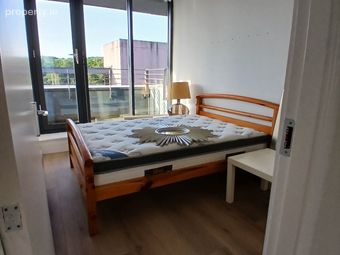 Longmeadow Apartment, Conyngham Road, Dublin 8, Islandbridge, Dublin 8 - Image 3