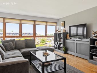 44 Convent Hall, Mount Saint Annes, Milltown, Dublin 6, Milltown, Dublin 6 - Image 2