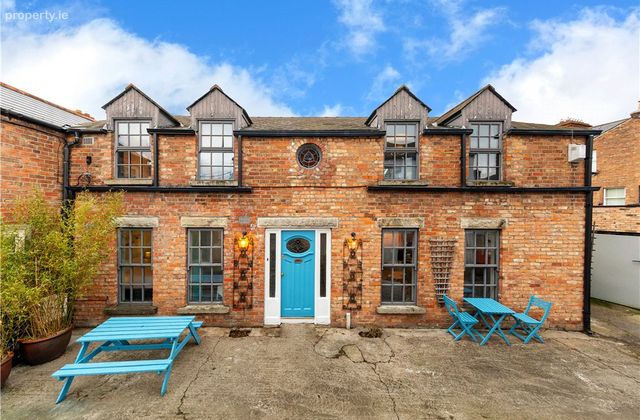 The Coach House, Beechwood Avenue Lower, Ranelagh, Dublin 6, Ranelagh, Dublin 6 - Click to view photos