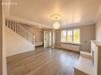 13 Wellview Green, Mulhuddart, Dublin 15, Co. Dublin, Mulhuddart, Dublin 15 - Image 4