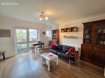 28 The Courtyard, Maelduin, Dunshaughlin, Co. Meath - Image 3