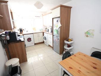 154 Greenhills Court, South Douglas Road, Cork City Centre, Co. Cork - Image 5