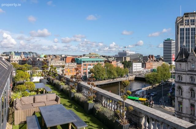 Aston Quay, Dublin 2 - Click to view photos