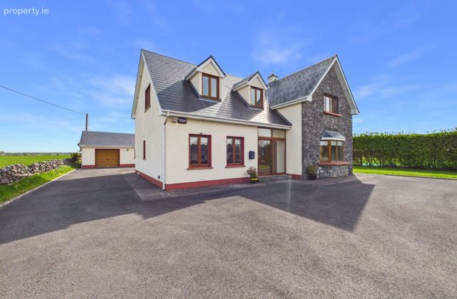 Moanbaun, Athenry, Co. Galway - Click to view photos