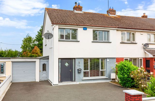 11 Whitethorn Grove, Kill, Co. Kildare - Click to view photos