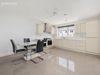 14 Saint Helens Chase, Adamstown, Co. Dublin, Adamstown, Co. Dublin - Image 2