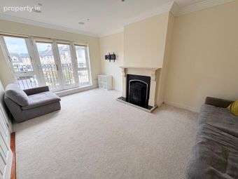 10 Kingsfort Square, Castlepark, Mallow, Co. Cork - Image 4