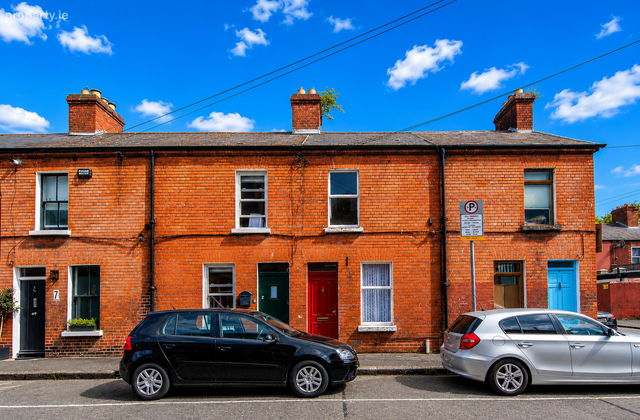 9 Magennis Square, Townsend Street, Dublin 2, Dublin 2 - Click to view photos
