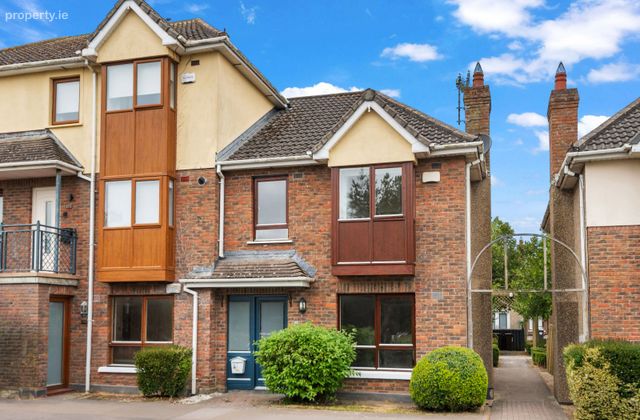 68 Ridgewood Square, Swords, Co. Dublin - Click to view photos