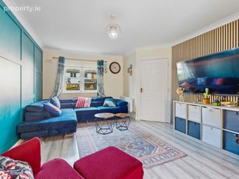 7 Bealing Avenue, Bealing Village, Tyrrelstown, Dublin 15 - Image 2