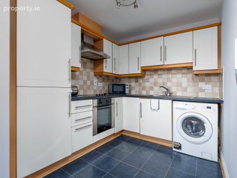 144 Allendale Square, Dublin 15, Co. Dublin, Dublin 15 - Image 4