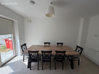 17 Shackleton Lawn, Lucan, Adamstown, Co. Dublin - Image 4