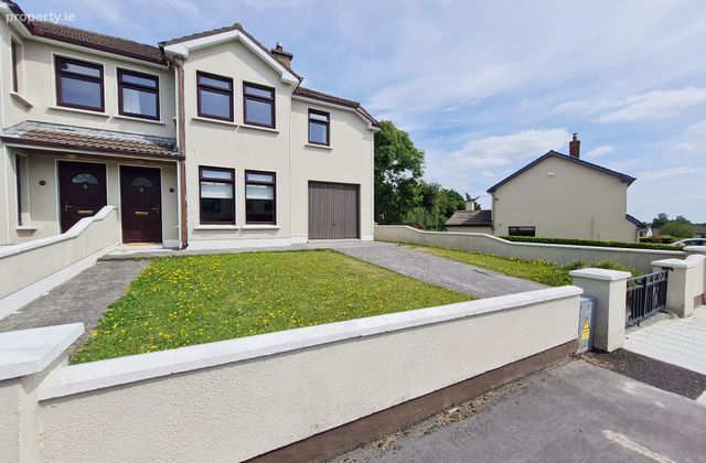 Murrough Park, Renmore, Merlin, Co. Galway - Click to view photos