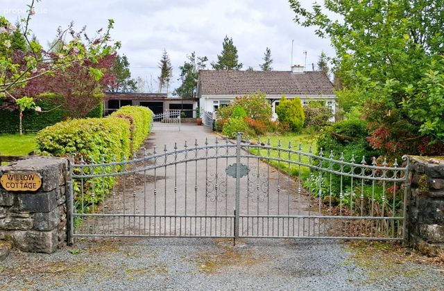Flughany, Doocastle, Co. Mayo - Click to view photos