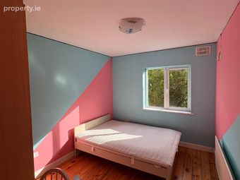 20 Linnetfields Park, Castaheany, Ongar, Dublin 15 - Image 5