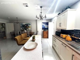 19 Listoke Elms, Drogheda, Co. Louth, Drogheda, Co. Louth - Image 4