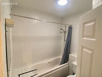 Georges Quay Apartments,2 George'S Quay,Dublin 2, Dublin 2 - Image 5