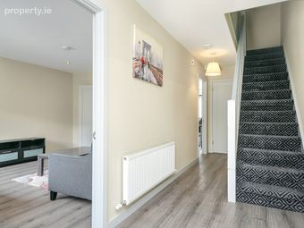 16 Domville Square, Cherrywood, Dublin 18, Dublin 18 - Image 4