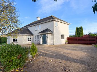 4 Limetree Grove, Cashel, Co. Tipperary - Image 2