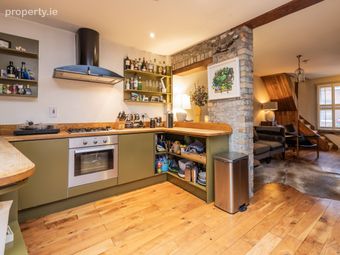 5 Magennis Square, Dublin 2, Dublin 2 - Image 4