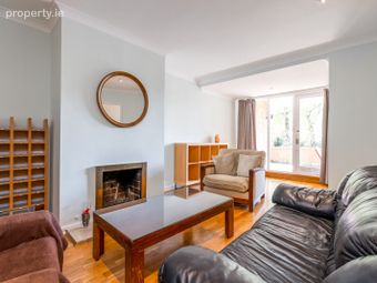 Apartment, Merrion Village, Merrion, Dublin 4 - Image 4