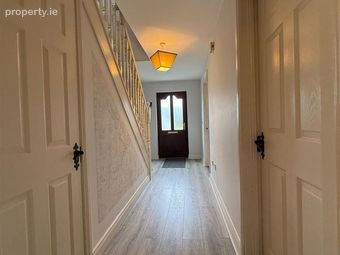 6 Castle Court, Ballaghaderreen, Co. Roscommon, Ballaghaderreen, Co. Roscommon - Image 4
