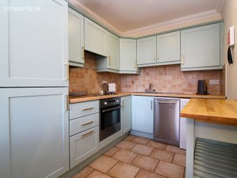 25 Beechdale Court, Ballycullen, Dublin 24, Ballycullen, Dublin 24 - Image 4