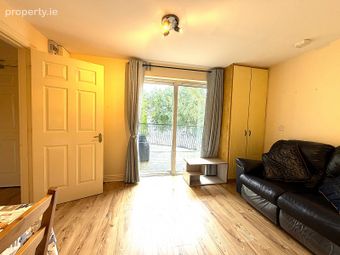 24 Clayton Court, Staplestown Road, Carlow Town, Co. Carlow - Image 4