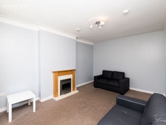 2 Castle Drive, Clondalkin, Dublin 22 - Image 5