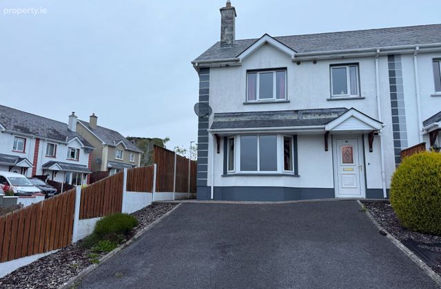 10 B&aacute;n An Chaisle&aacute;in, Ballintubber, Ballintubber, Co. Roscommon - Click to view photos