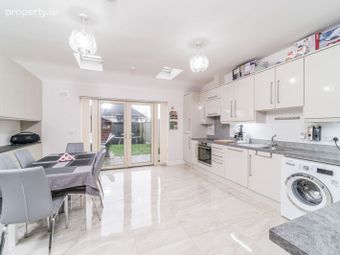 32 Market Square, Newcastle, Newcastle, Co. Dublin - Image 4