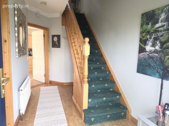 27 Sarsfield Crescent, Charlestown, Charlestown, Co. Mayo - Image 2