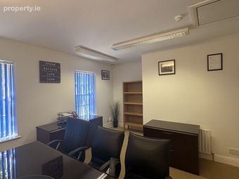 Upstaires Of 2 Village Weir, Lower Main Street, Lucan, Co. Dublin - Image 4