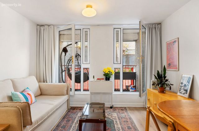 Apartment 4, The Moorings, Cork City Centre, Co. Cork - Click to view photos