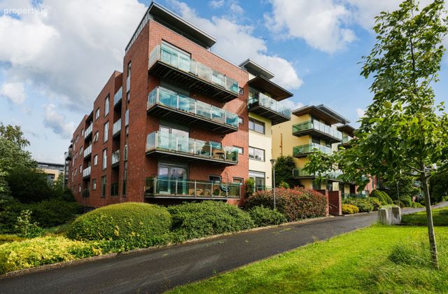 Apartment 30, Cloonlara Square, Phoenix Park Avenue, Dublin 15 - Click to view photos