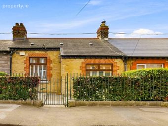 3 Connaught Parade, Phibsborough, Dublin 7 - Image 4