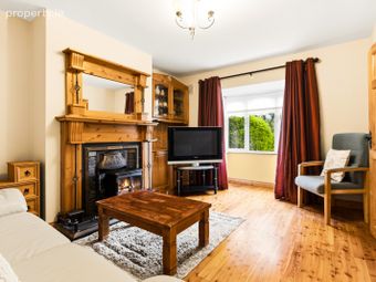 22 Oakfield Green, Glanmire, Co. Cork - Image 5