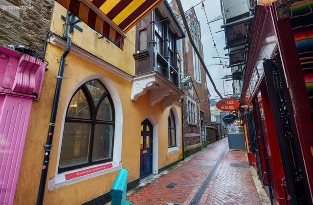 Carey's Lane, Cork City Centre, Co. Cork - Click to view photos