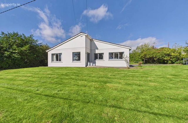 Barntick, Clarecastle, Ennis, Co Clare, Ennis, Co. Clare - Click to view photos