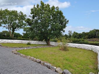 Horseshoe Cottage, Park, Rosscahill, Galway, Rosscahill, Co. Galway - Image 4