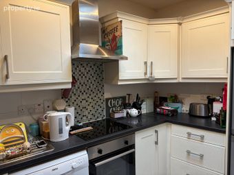 2 Courtney's Avenue, Roman Street, Blackpool, Co. Cork - Image 3
