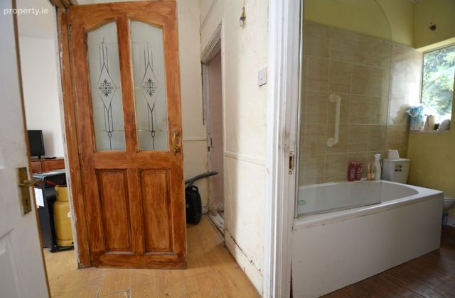 53 Trinity Gardens, Drogheda, Drogheda, Co. Louth - Click to view photos