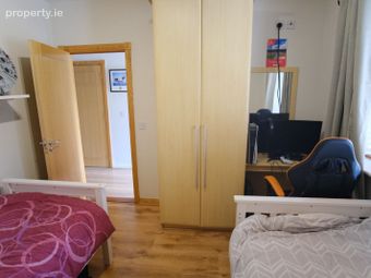 1 Park Glen, Grangerath, Drogheda, Co. Meath - Image 4