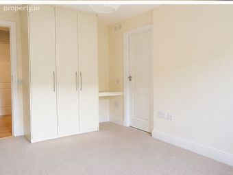 6 Hunters Hall, Hunters Place, Ballycullen, Dublin 24 - Image 5
