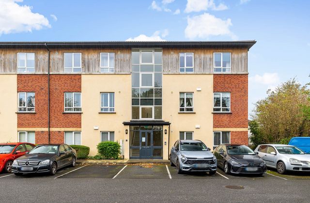 15 The Green, Hazelhatch Park, Celbridge, Co. Kildare, Celbridge, Co. Kildare - Click to view photos