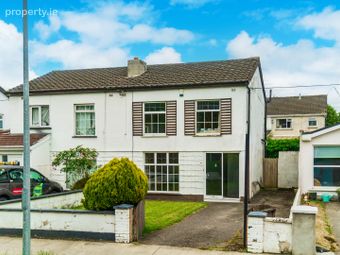 18 Dodsborough Road, Lucan, Dublin 22, Lucan, Co. Dublin - Image 2