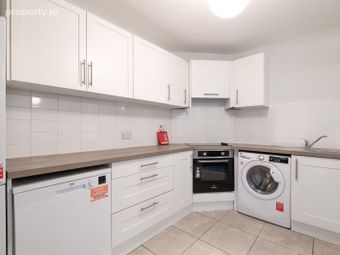 Apartment 7, Cool Na Mara, 7 Marine Terrace, Dun Laoghaire, Co. Dublin - Image 4