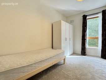 An Crann&oacute;g, Granitefield Manor, Dun Laoghaire, Co. Dublin - Image 5