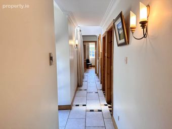 An Sean Scoil, Farravaun, Oughterard, Galway, Co. Galway, Derryerglinna, Co. Galway - Image 2